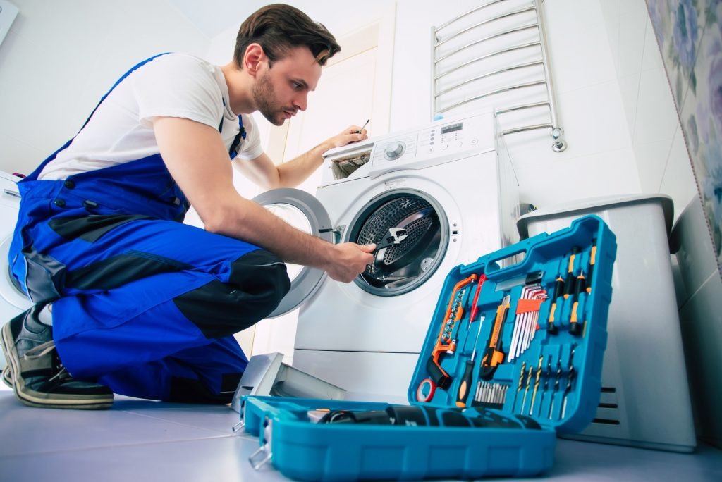 Tips for balancing a wobbly washing machine