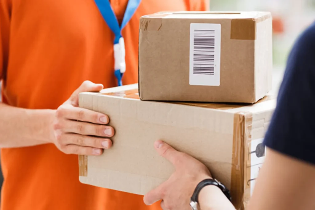 Door to Door Cargo to UK from Dubai