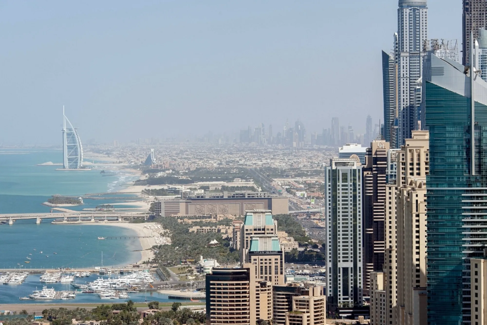 Top 5 Neighborhoods for Expats to Buy Property in Dubai