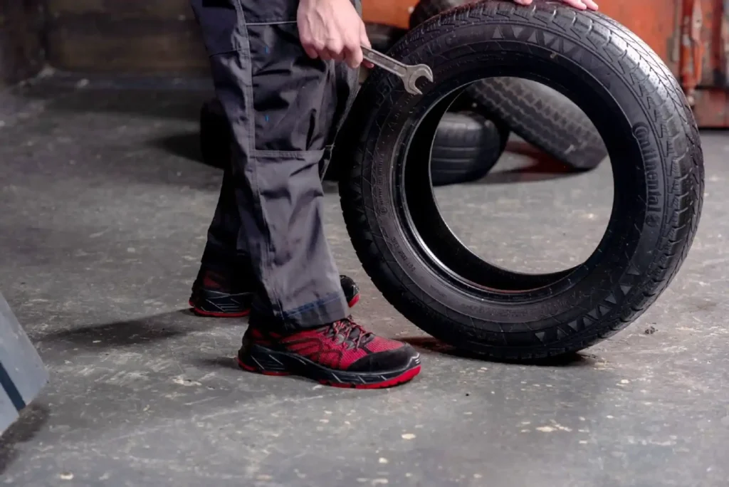 Safe Footwear in Hot Climates