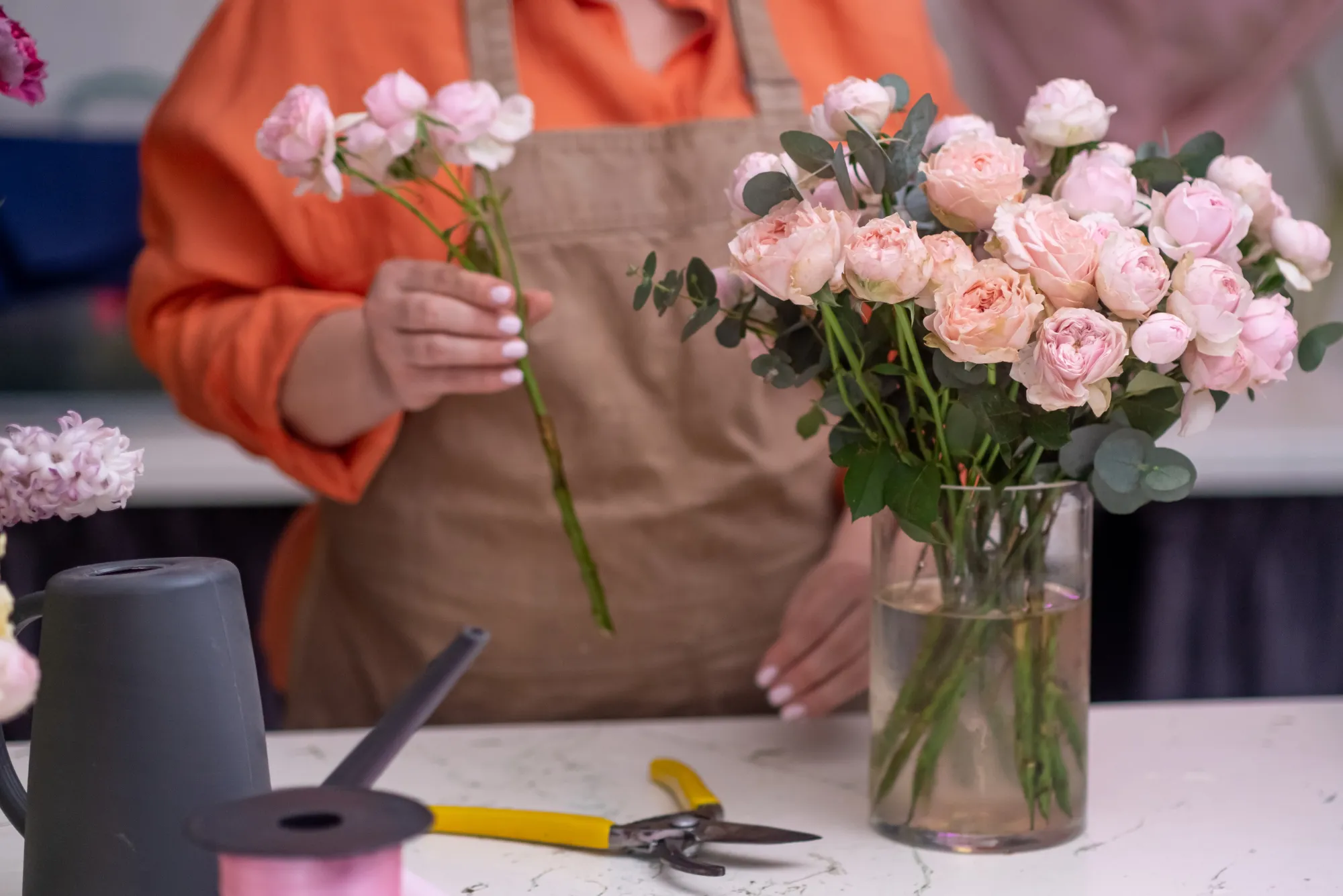 A Complete Guide to Flower Bouquet Delivery in Dubai: How to Send the Perfect Gift